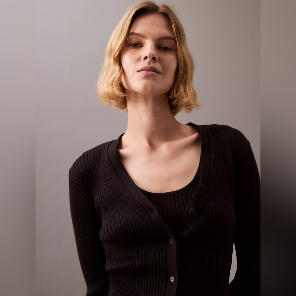 Calvin Klein Cardigan and Tank Set - Picture 7 of 7
